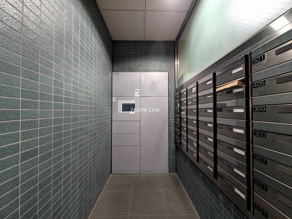 クアトロウーノ城北中央公園　宅配ボックス